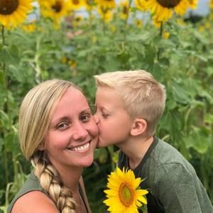 Meet your Posher, Amber